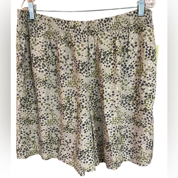 Analogy Cheeta Type Camouflage Print Shorts Pull-on Rayon Pockets Size 2X NWT - Picture 1 of 8